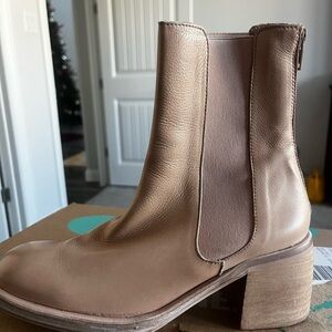 Women's Beige Leather Ankle Boots